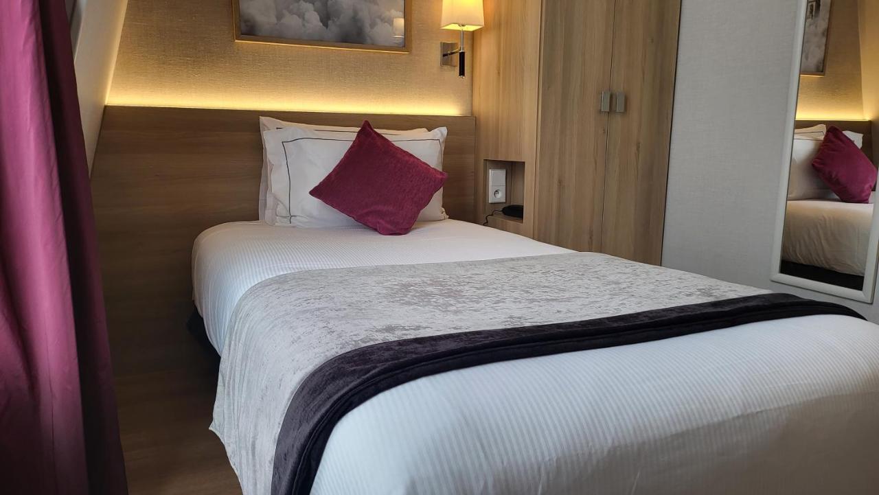 Hotel Magda Champs Elysees Paris