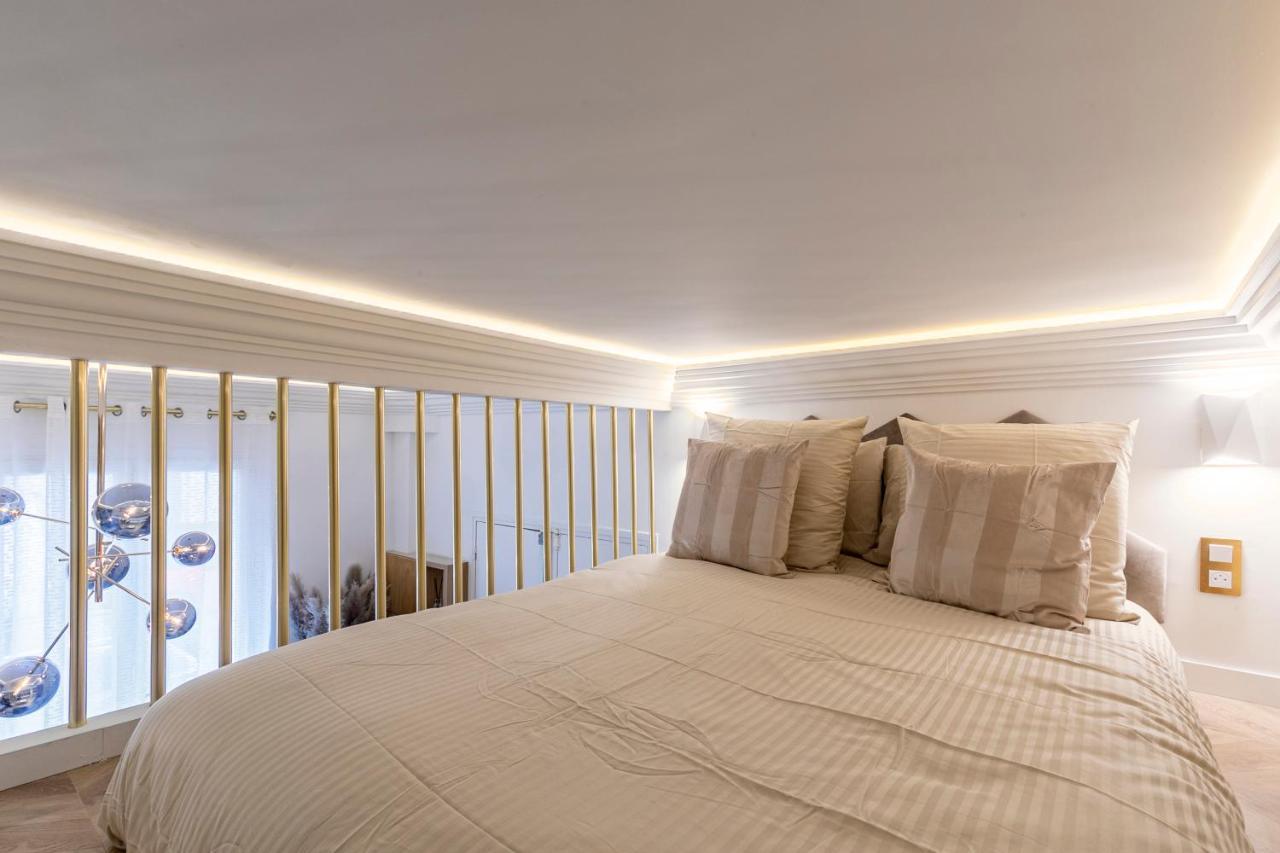 Le Des Champs Elysees Appartement