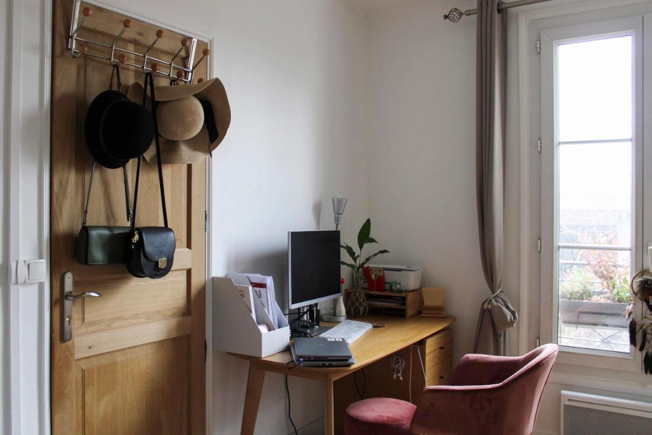 Bright Cocoon In The Heart Of The Bercy District Paris