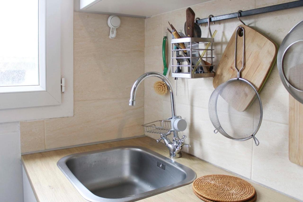 Bright Cocoon In The Heart Of The Bercy District