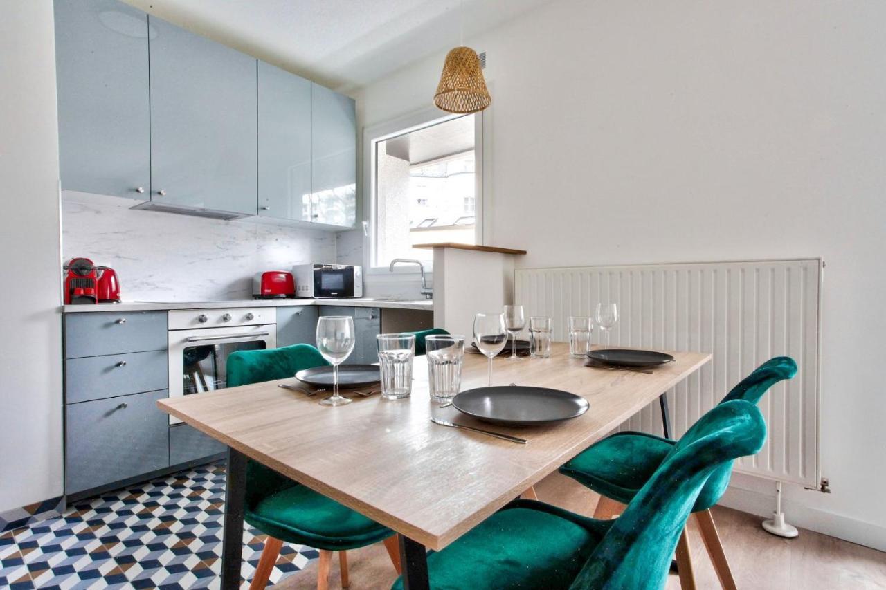 Apartment Quartier Pantheon Free Netflix