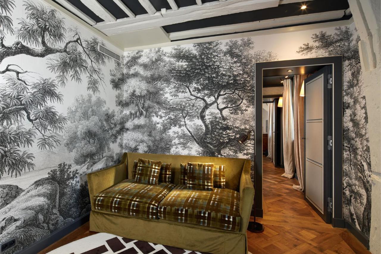 Hotel Le Pavillon De La Reine Paris