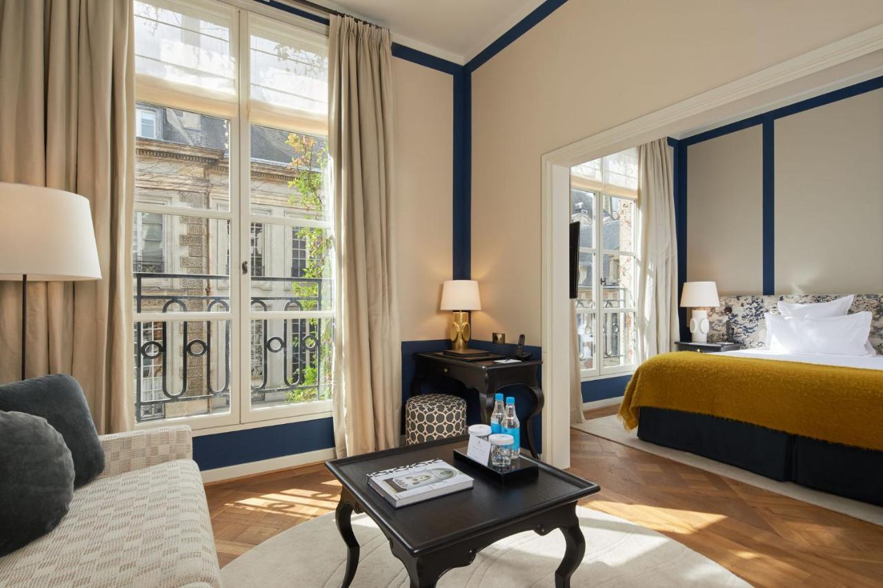Hotel Le Pavillon De La Reine Paris