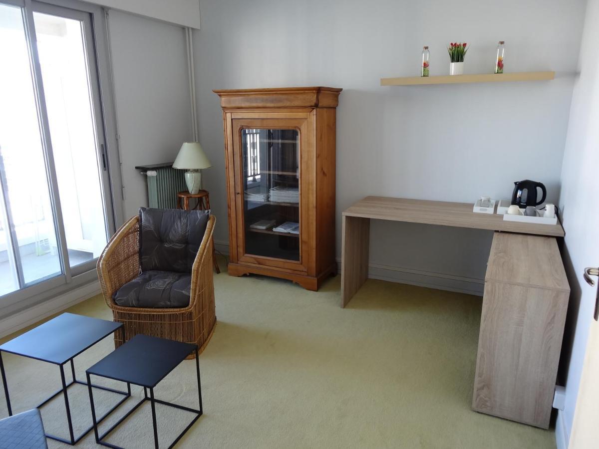 Jennifer Homestay
