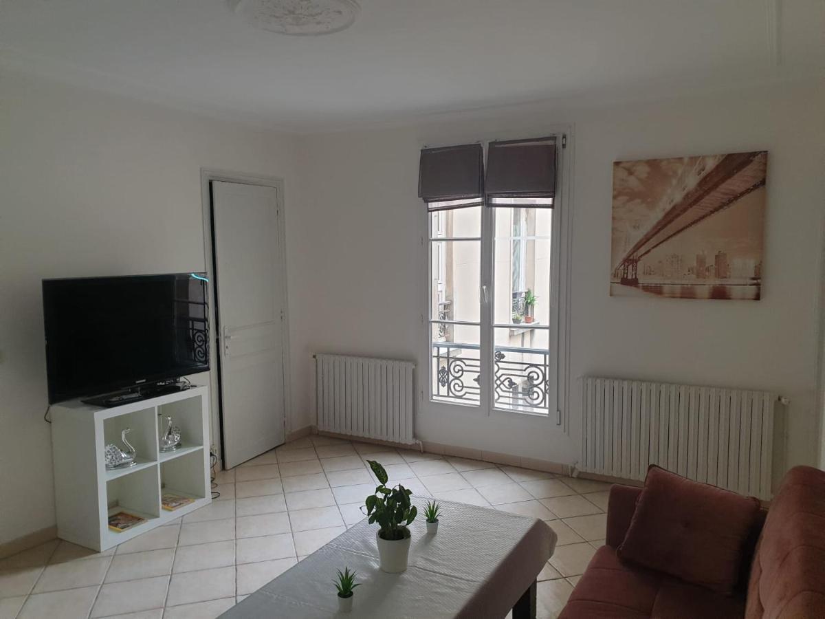 Apartment Joli 2 Pieces Au Coeur De Et Proche Canal