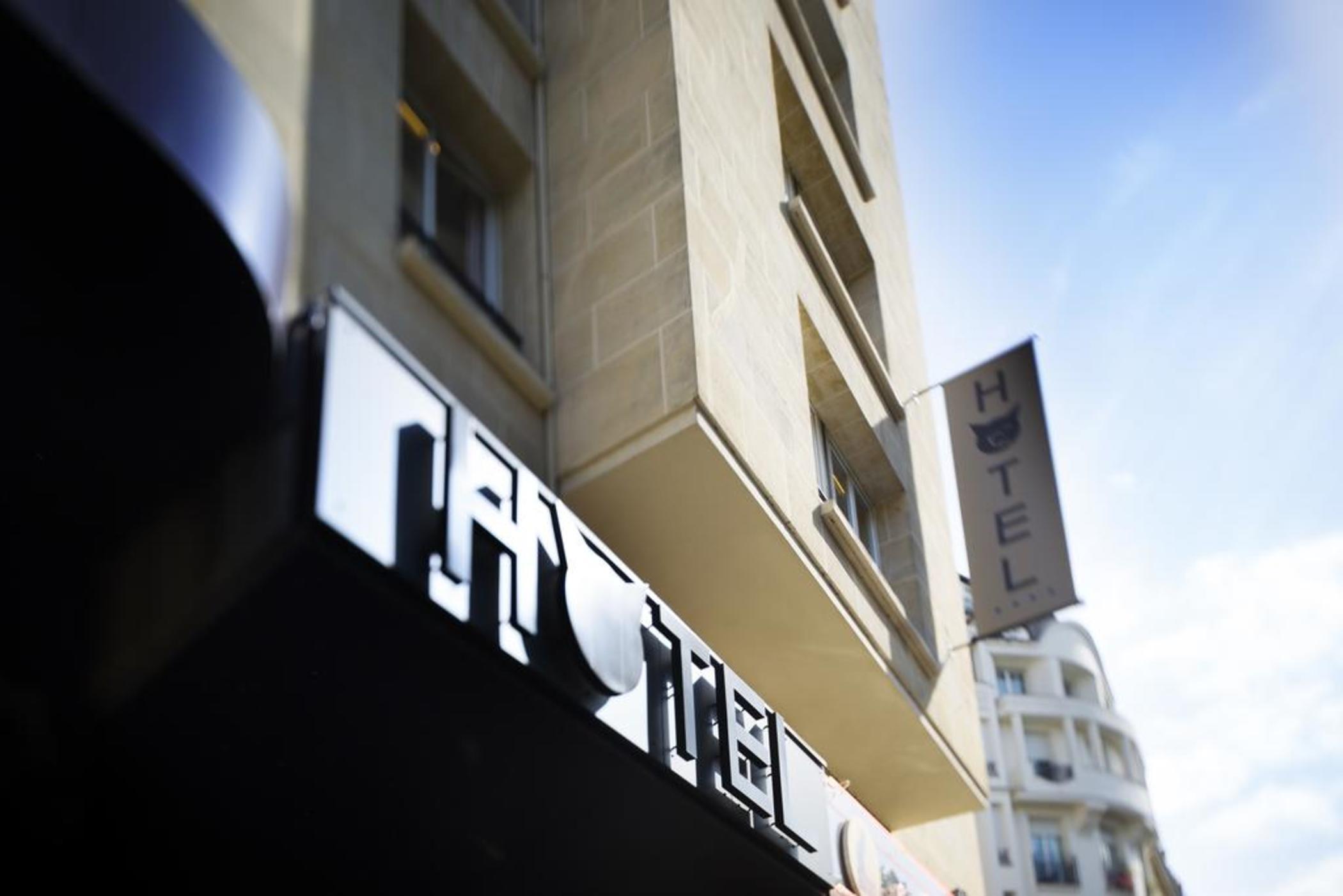 Le Noir Hotel 4*