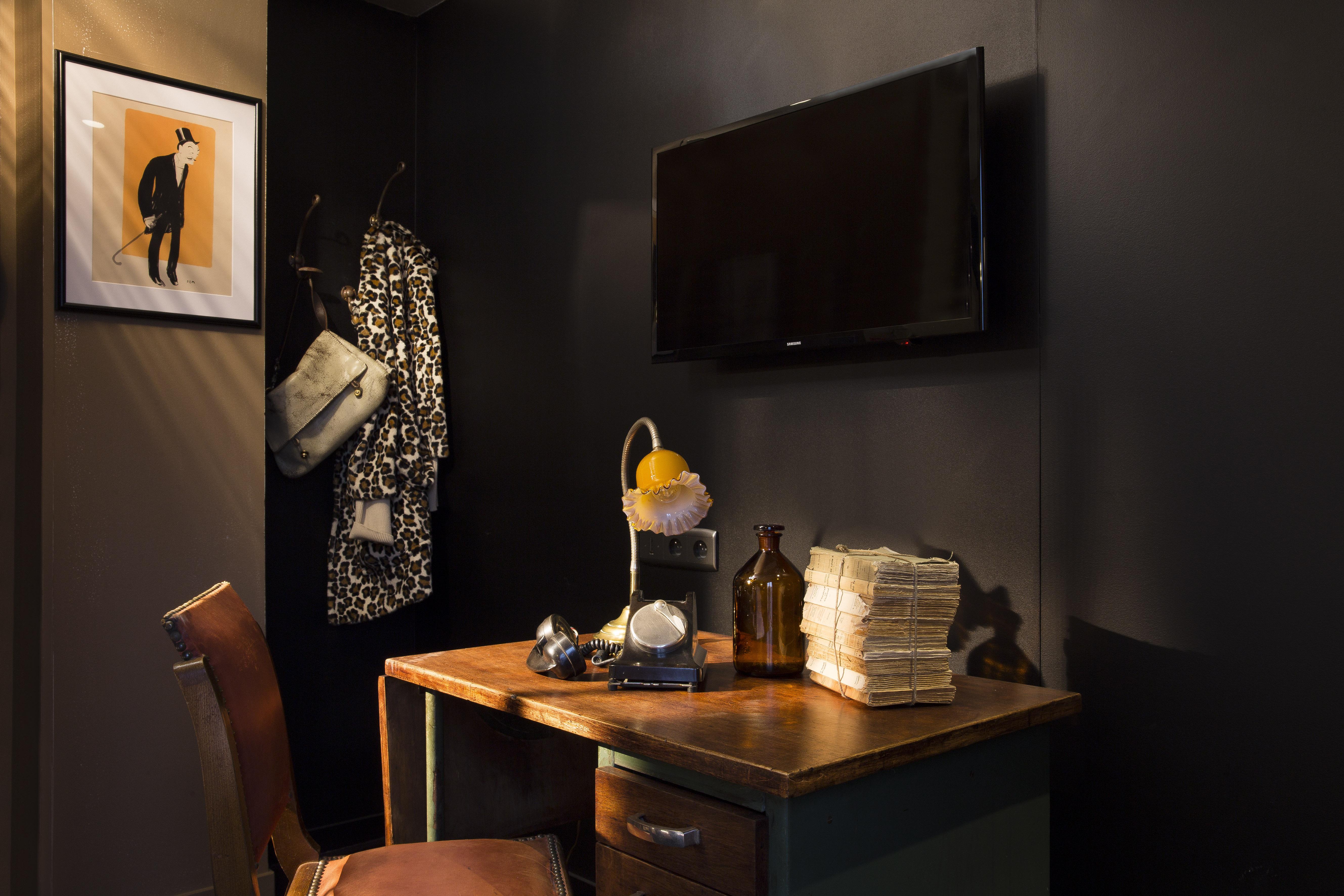 Le Noir Hotel