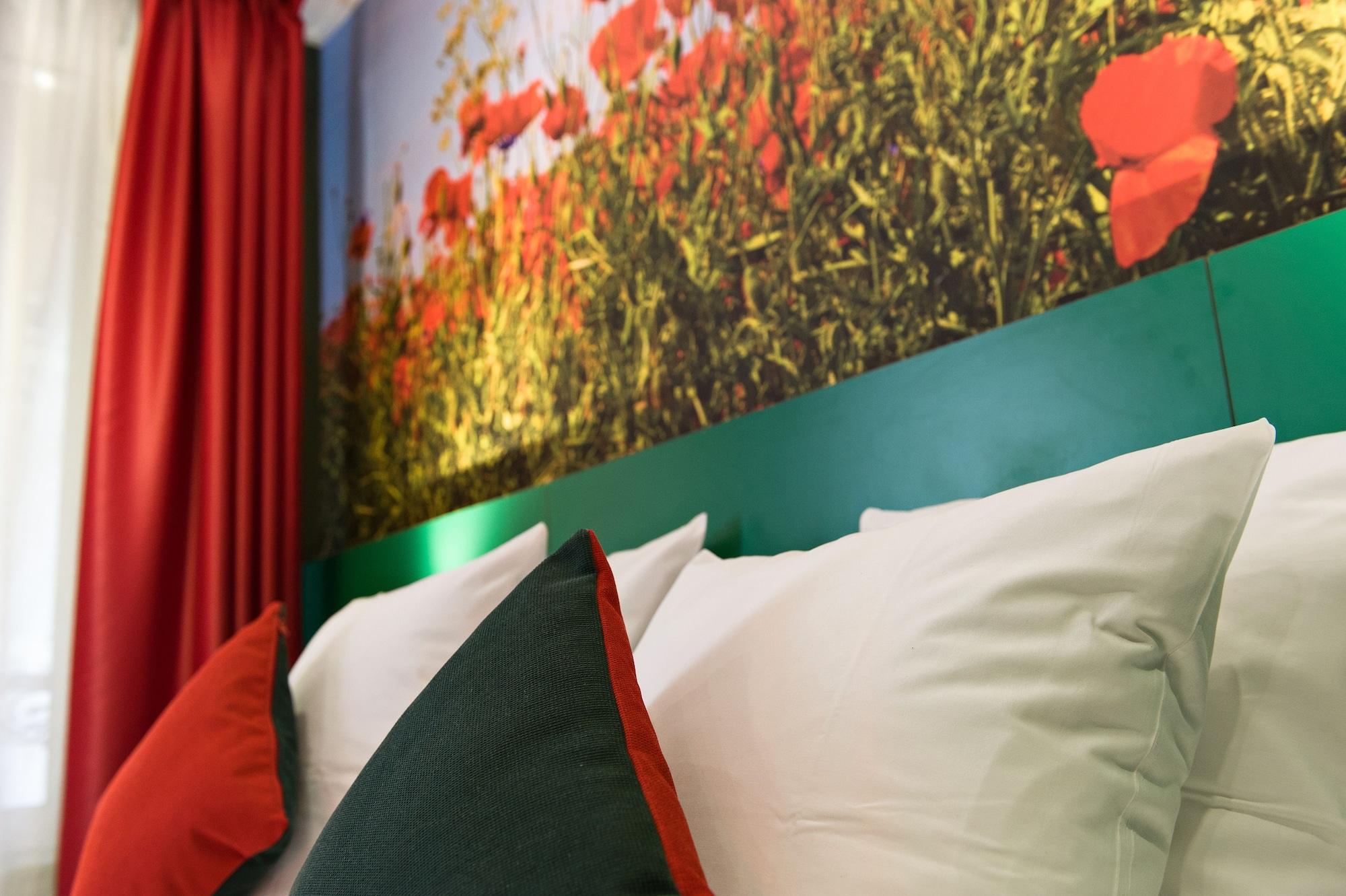 Jardins De Montmartre Hotel Paris