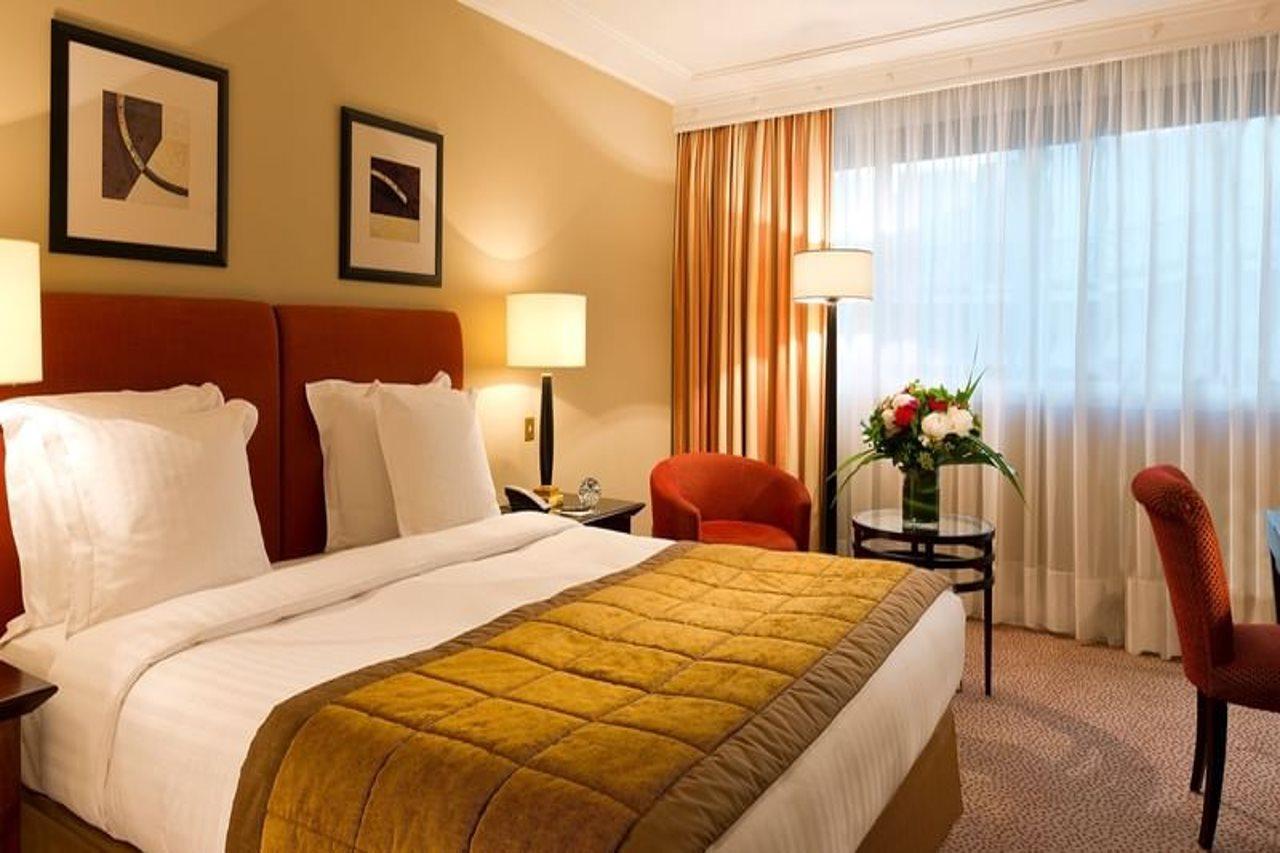 Warwick Champs-elysees Hotel Paris