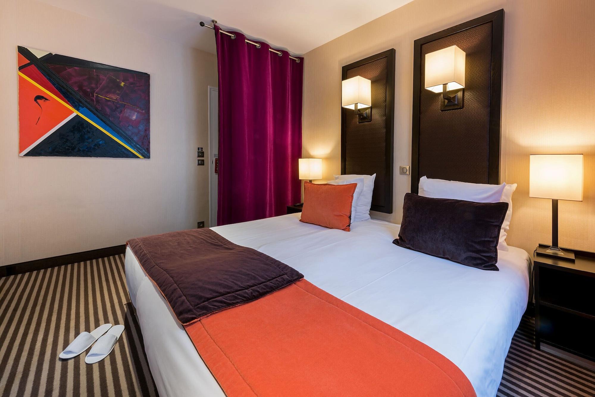Pax Opéra Hotel 3*