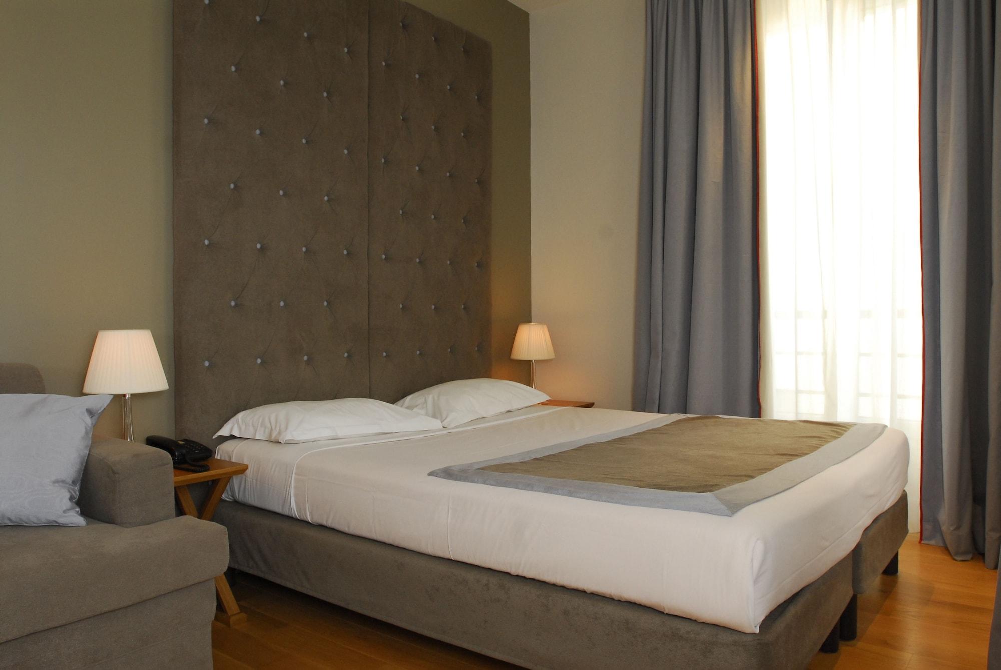 Windsor Opera 4* Paris