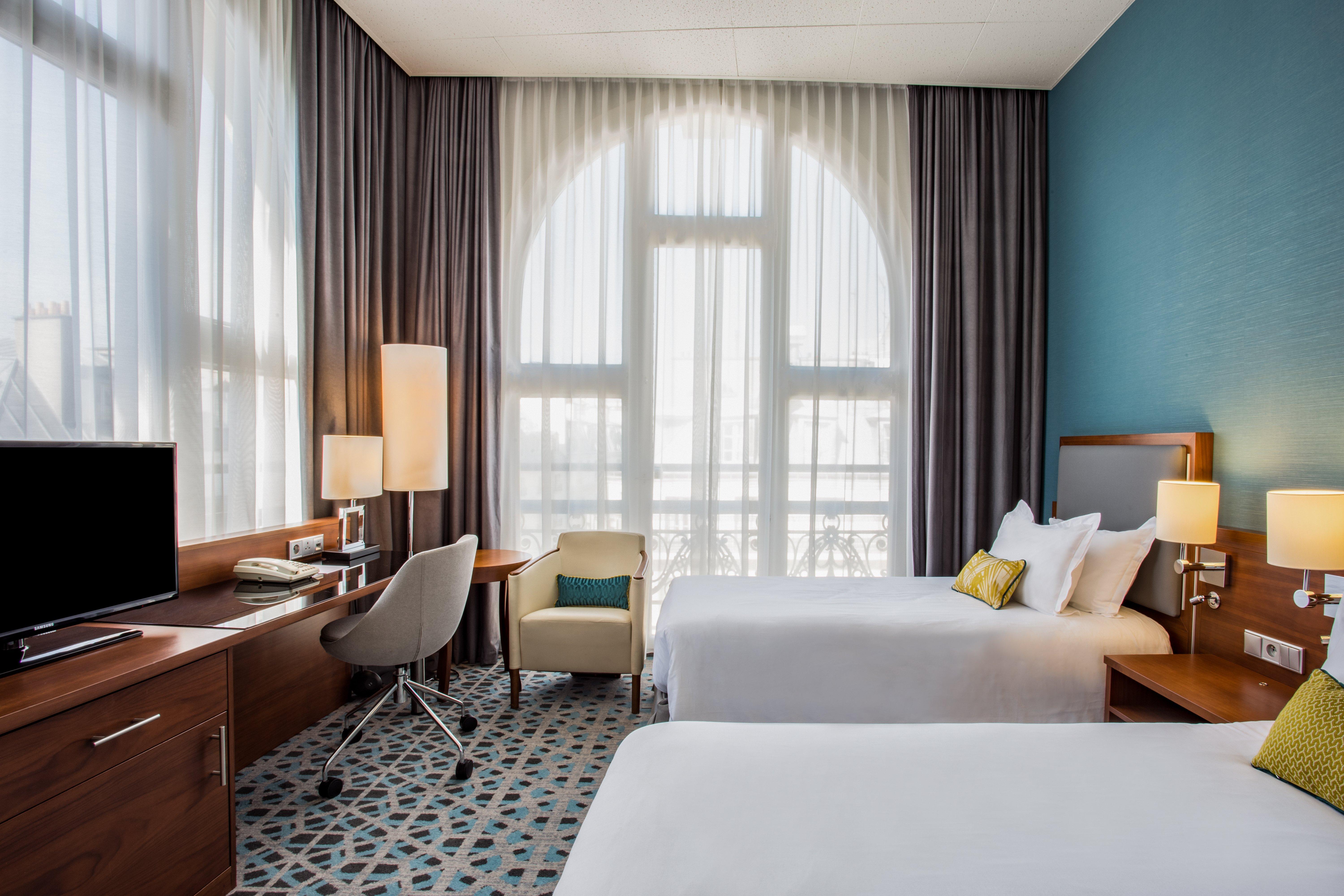 Crowne Plaza République, An Ihg Hotel 4*
