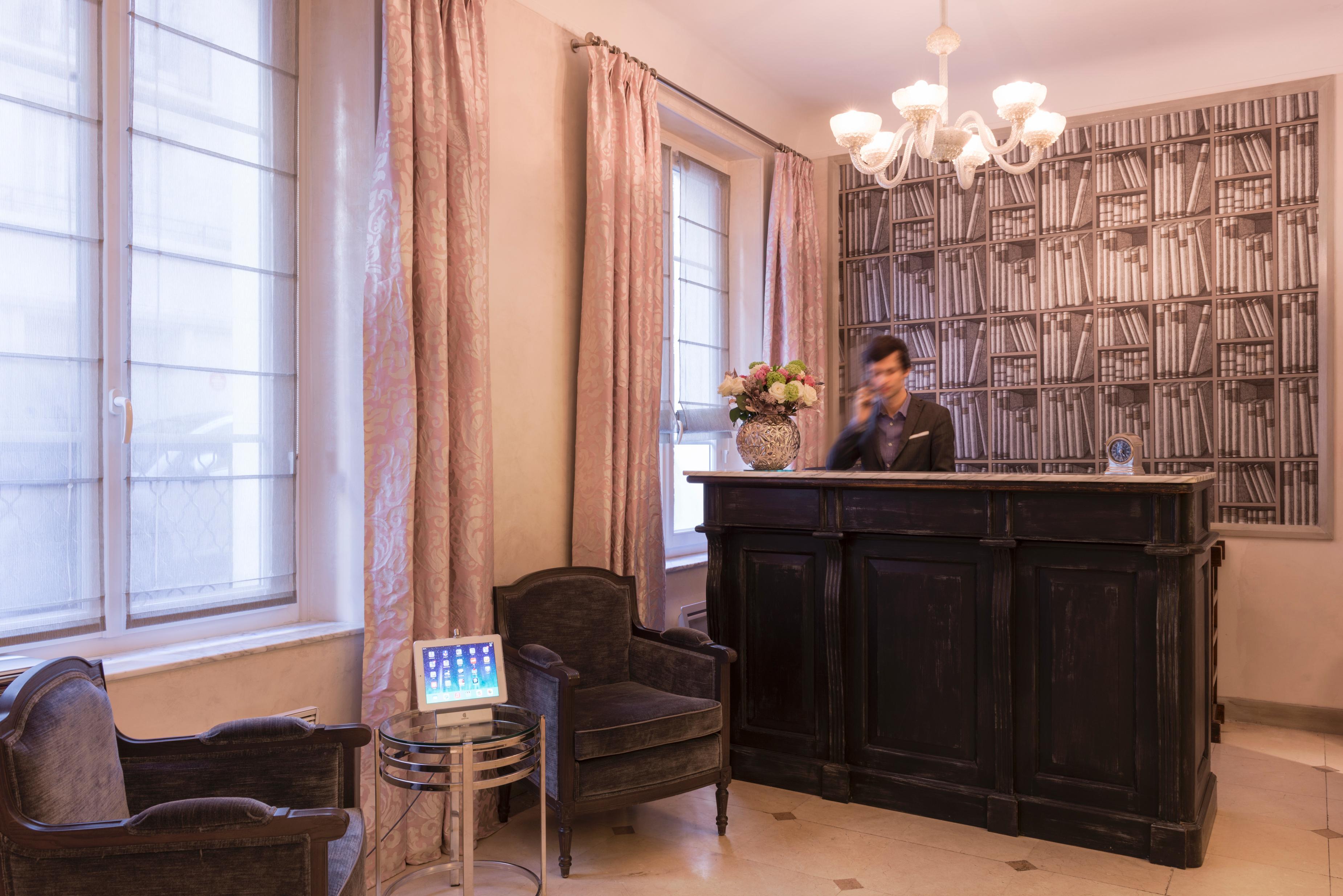 Magda Champs Elysees 3* Paris