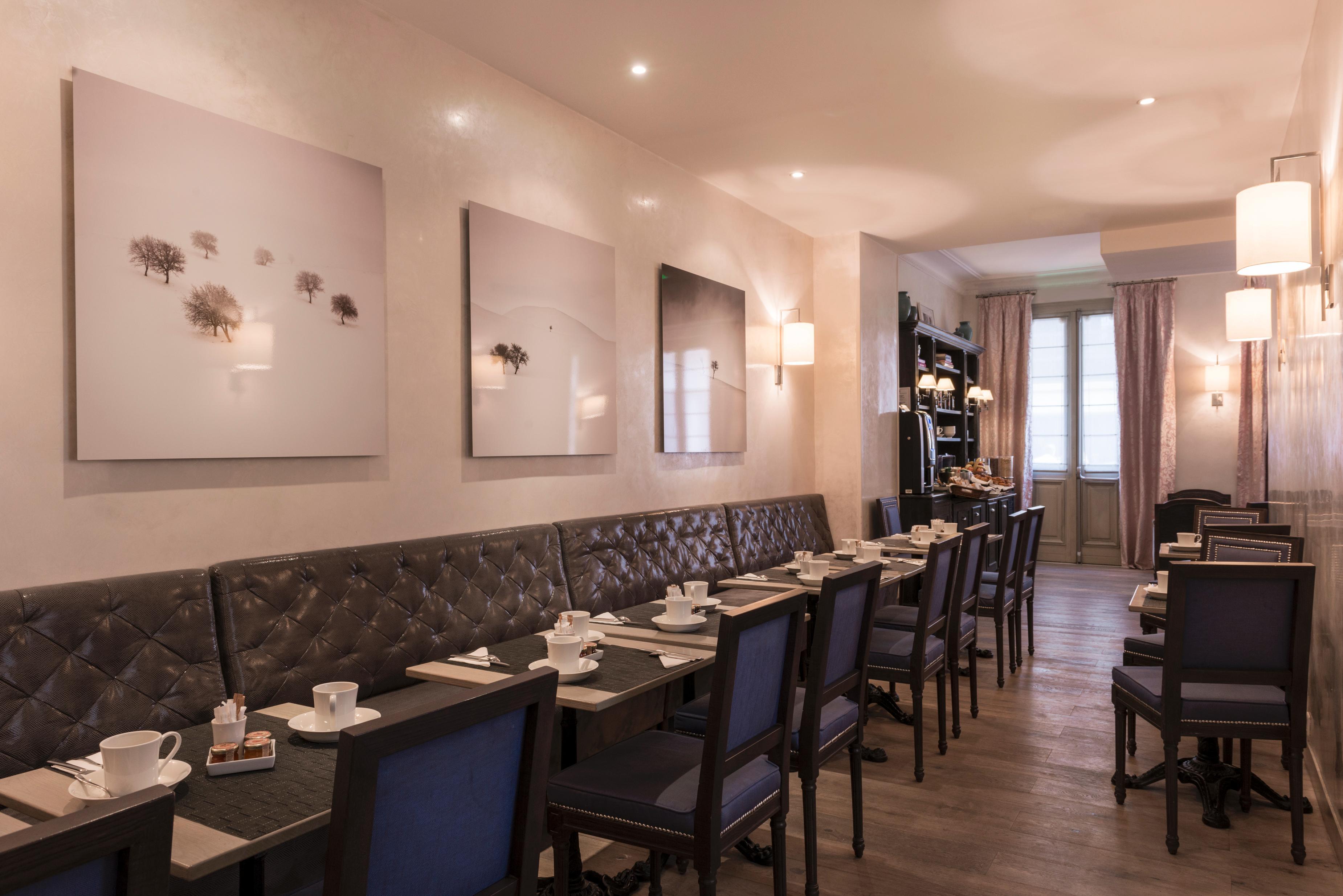Magda Champs Elysees Hotel 3*
