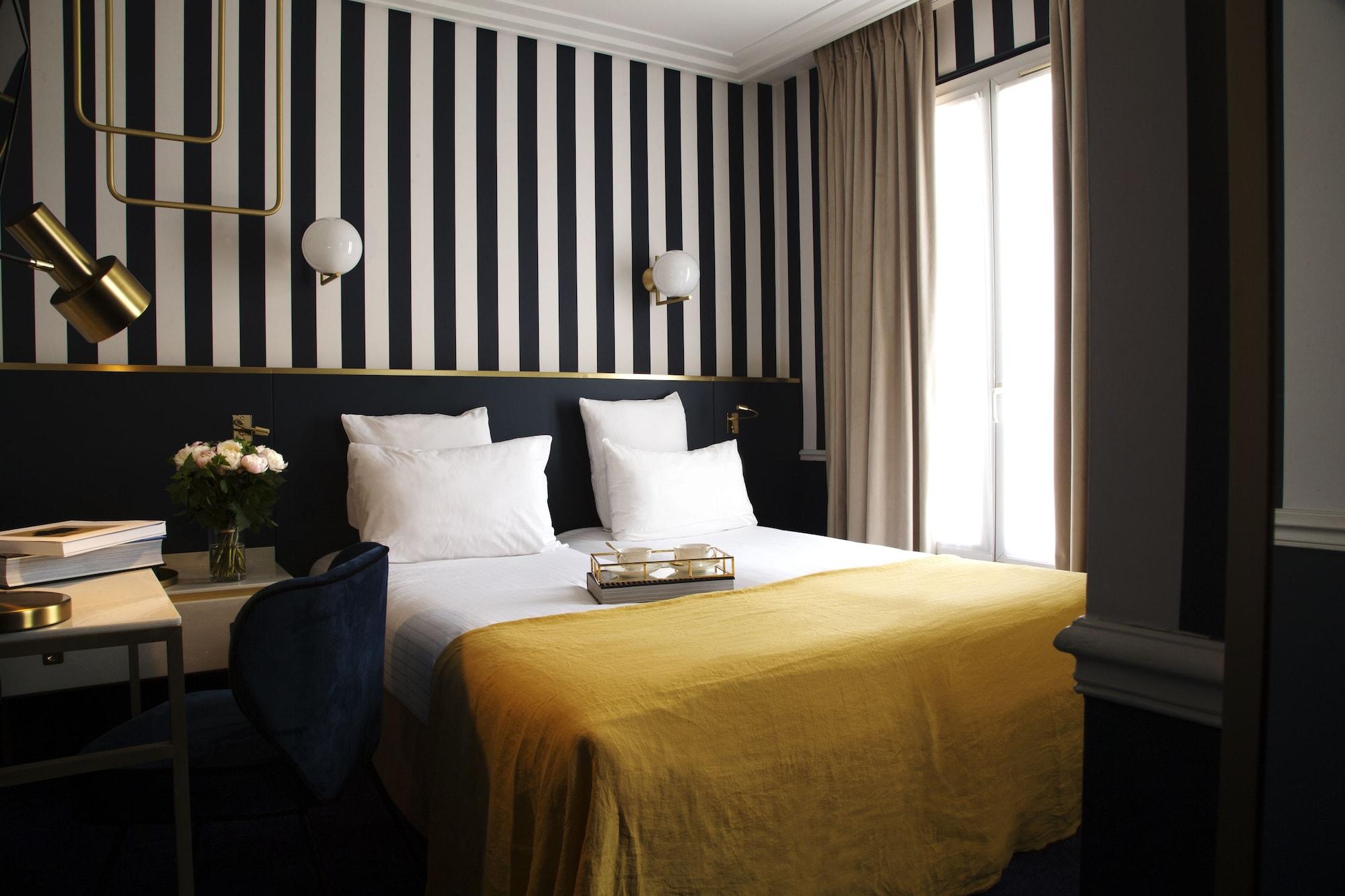 Léna Hotel 3*