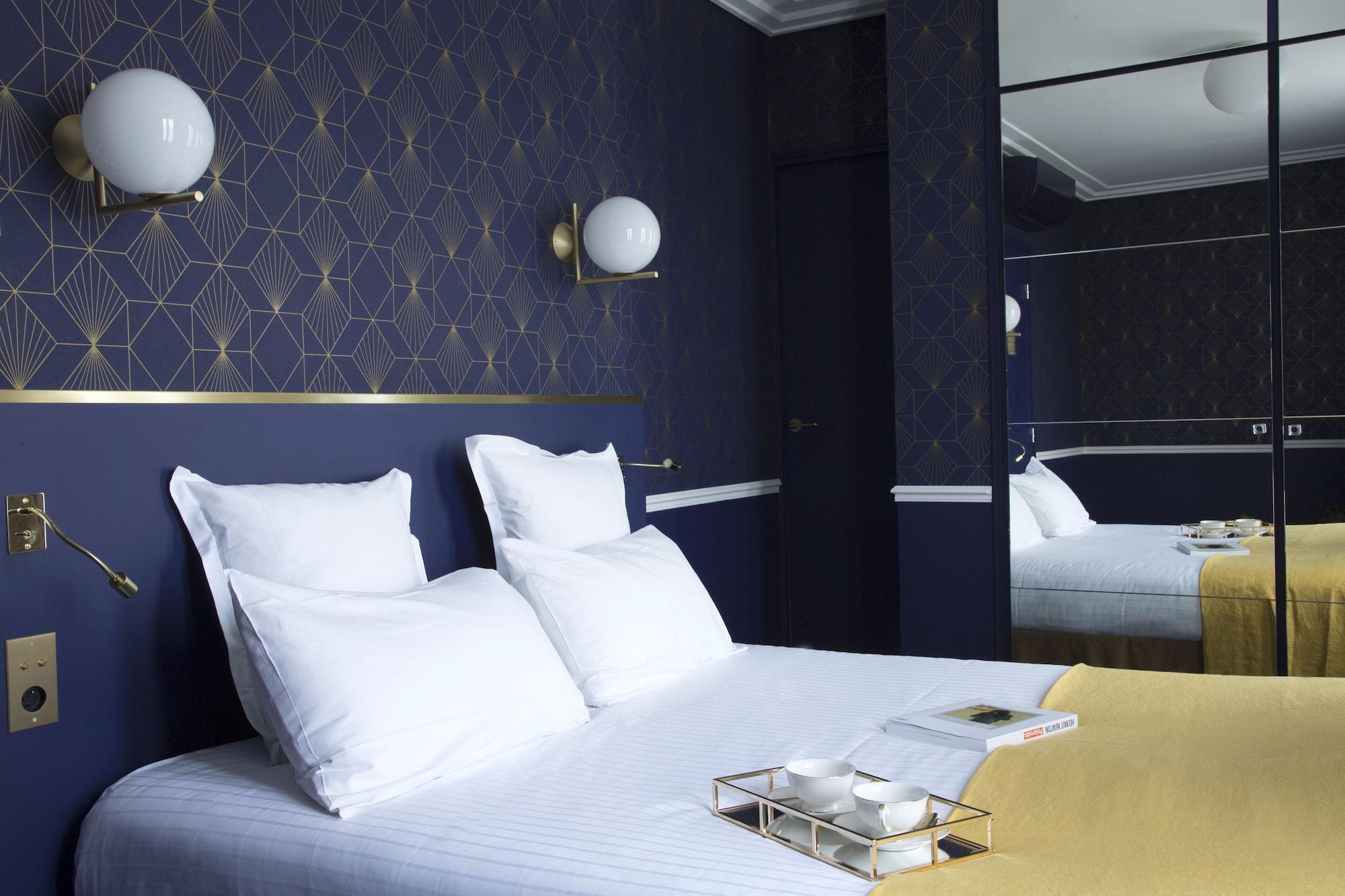 Léna Hotel 3*
