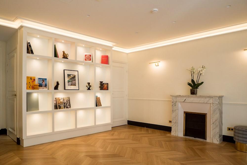 Léna Hotel Paris