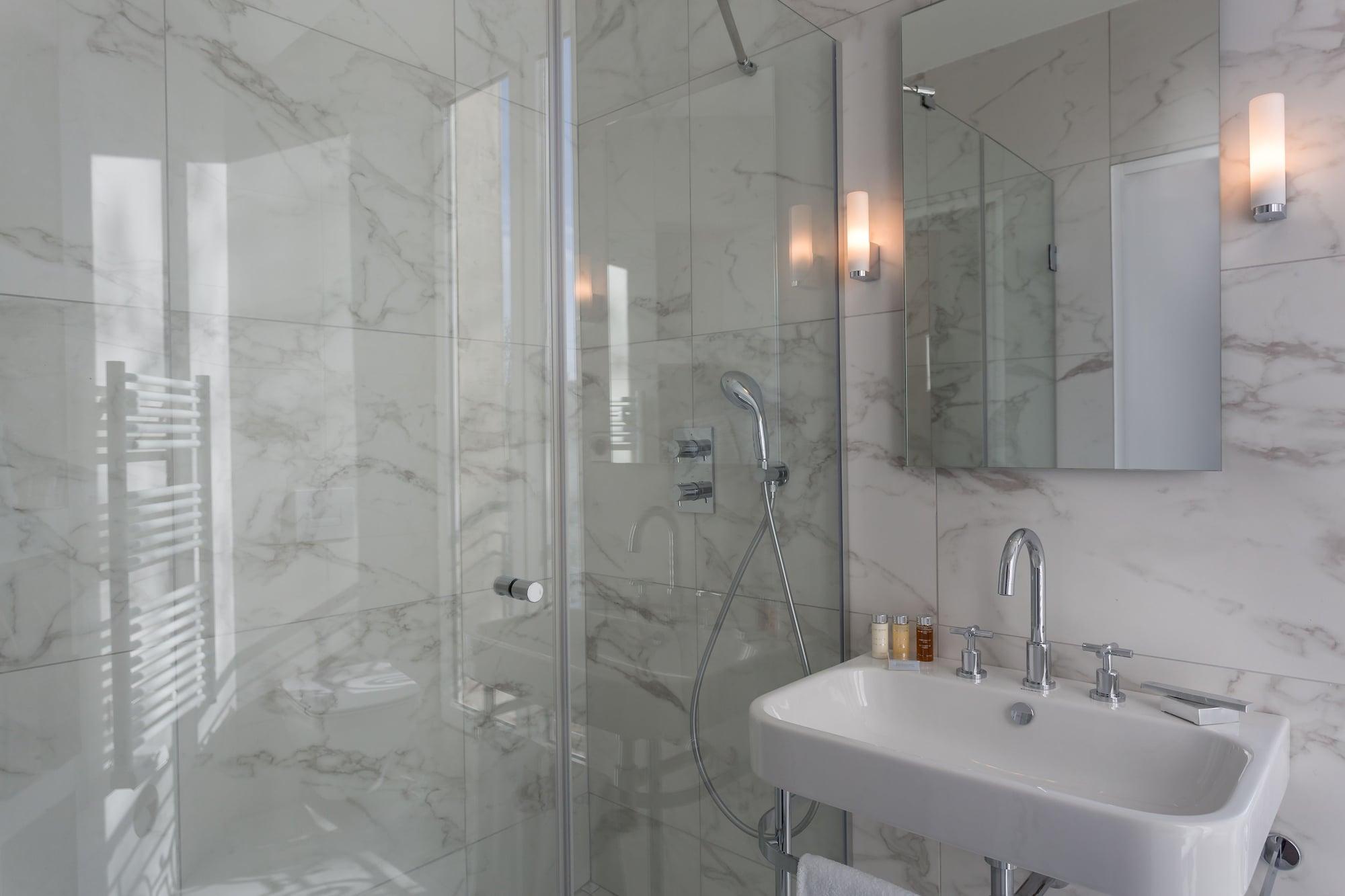 La Comtesse 4* Paris