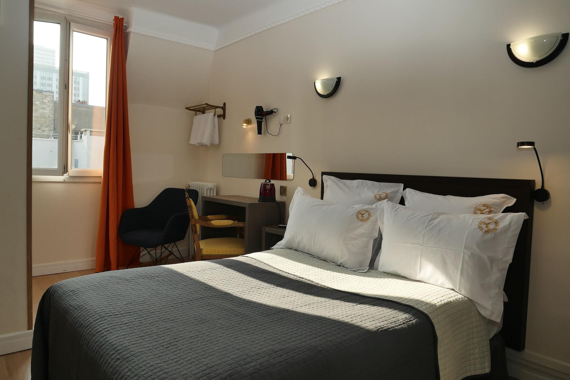 Novex Hotel 2*