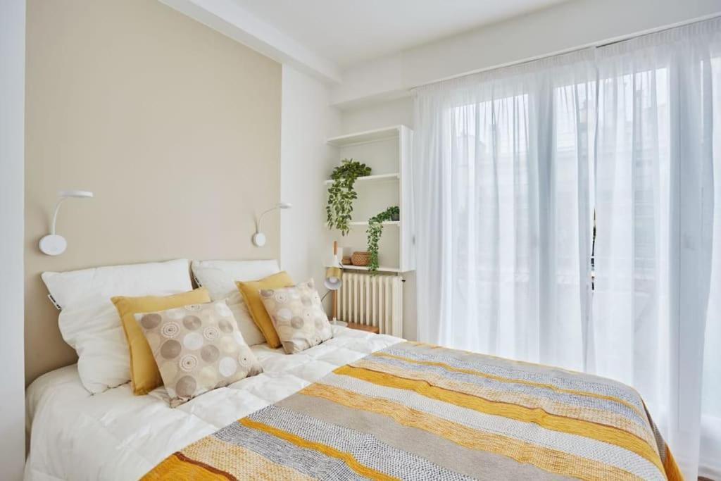 Rent A - Degas Apartment