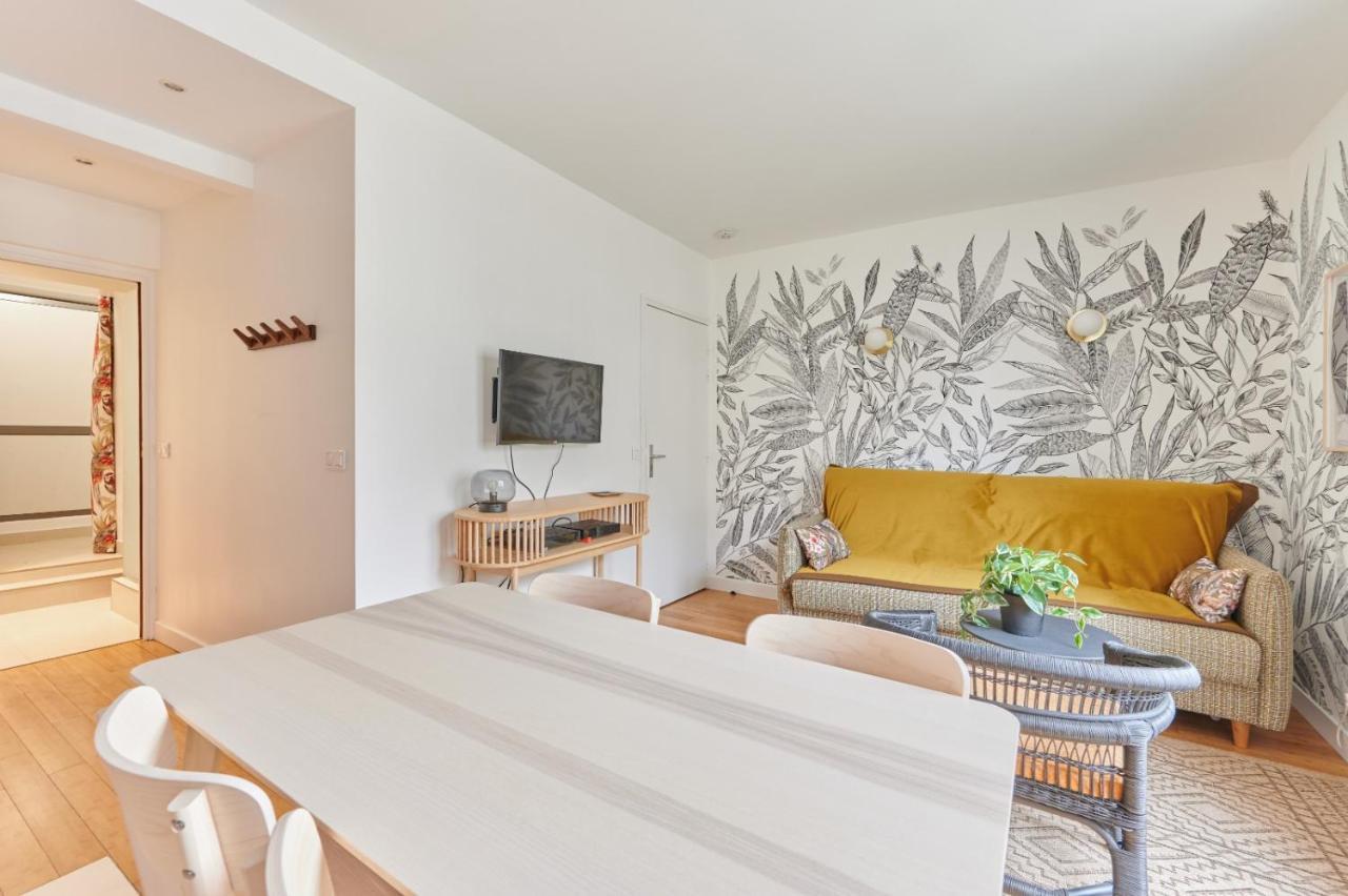 Apartment Rent A - Degas Paris