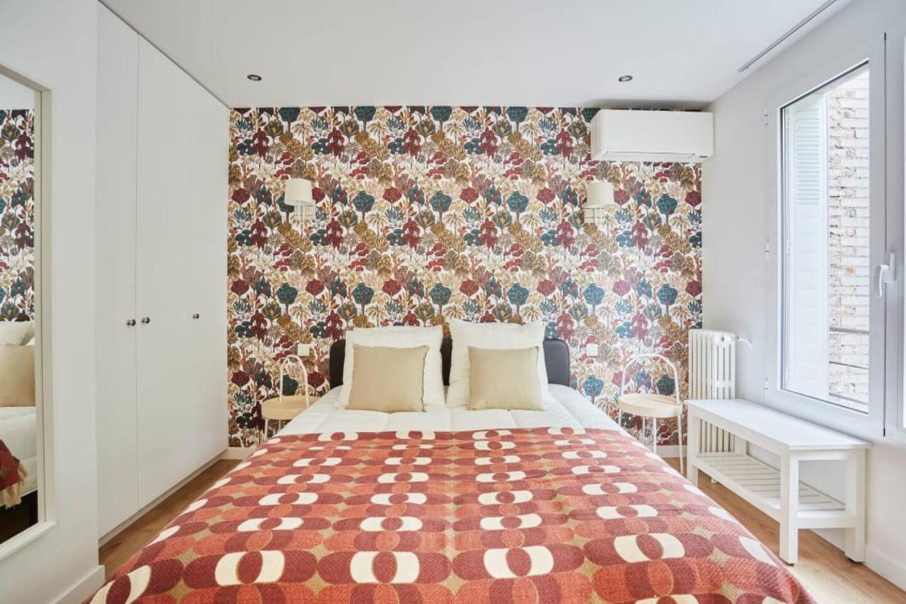 Rent A - Degas Apartment