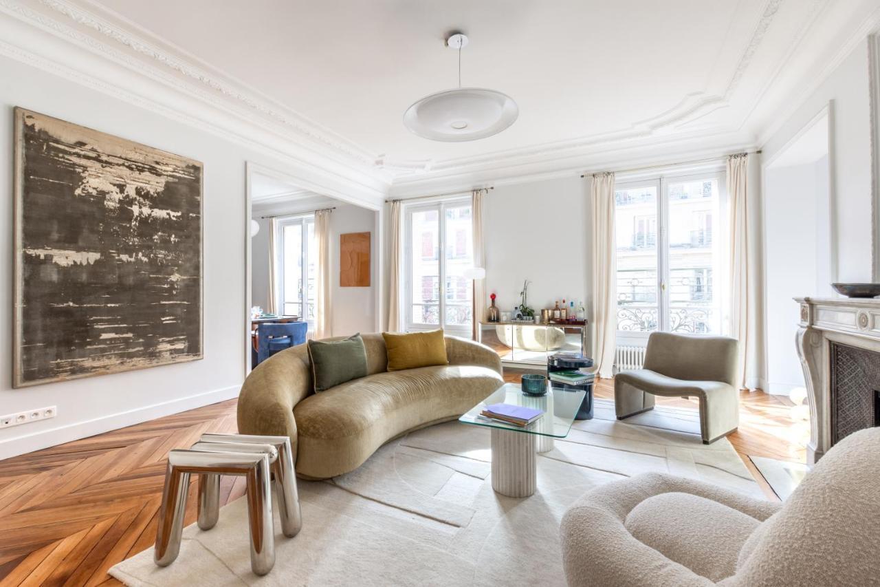 Apartment Luxury - 5 Min Walk From Champs-elysees *