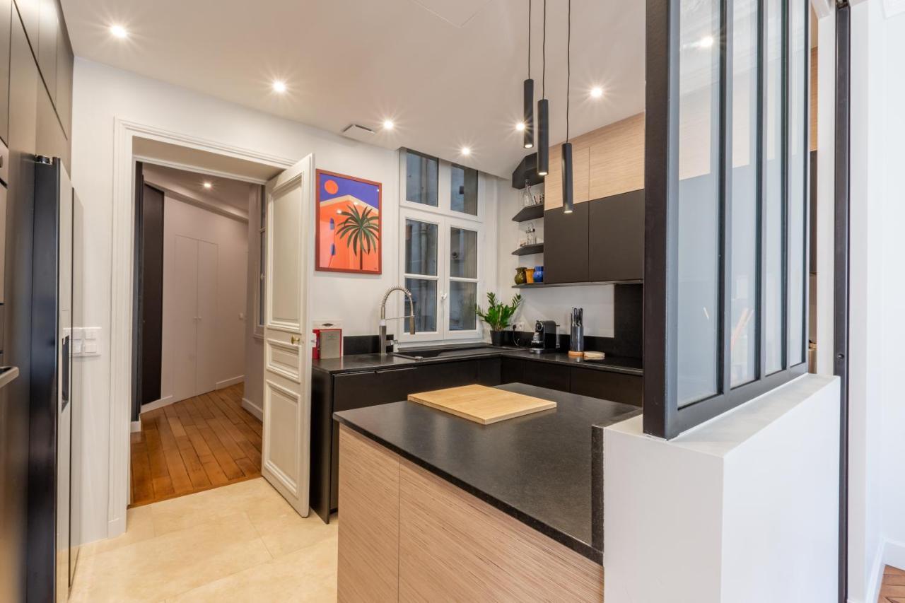 Apartment Luxury - 5 Min Walk From Champs-elysees