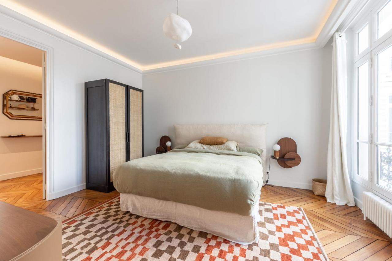 Apartment Luxury - 5 Min Walk From Champs-elysees Paris
