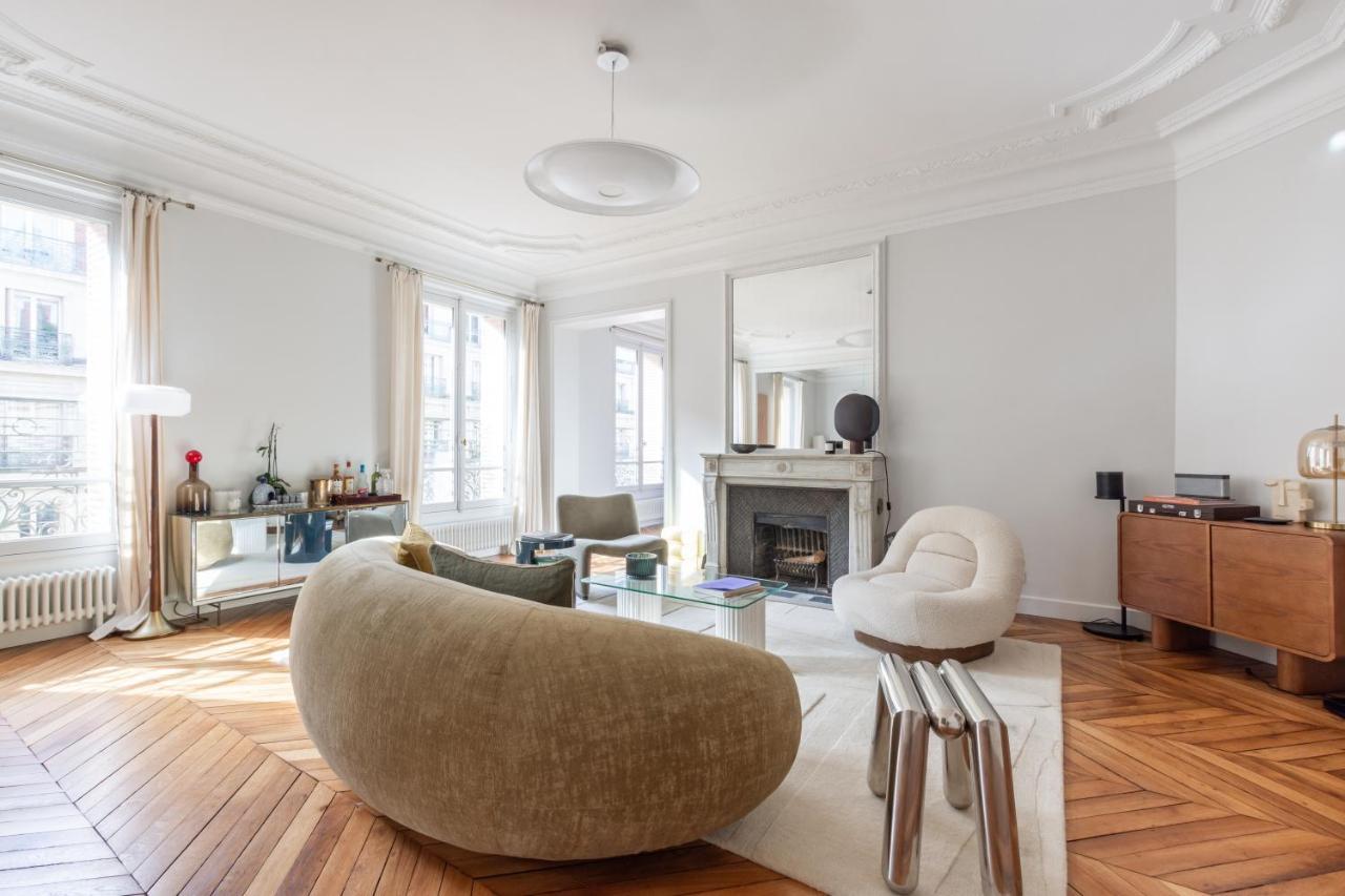 Apartment Luxury - 5 Min Walk From Champs-elysees Paris
