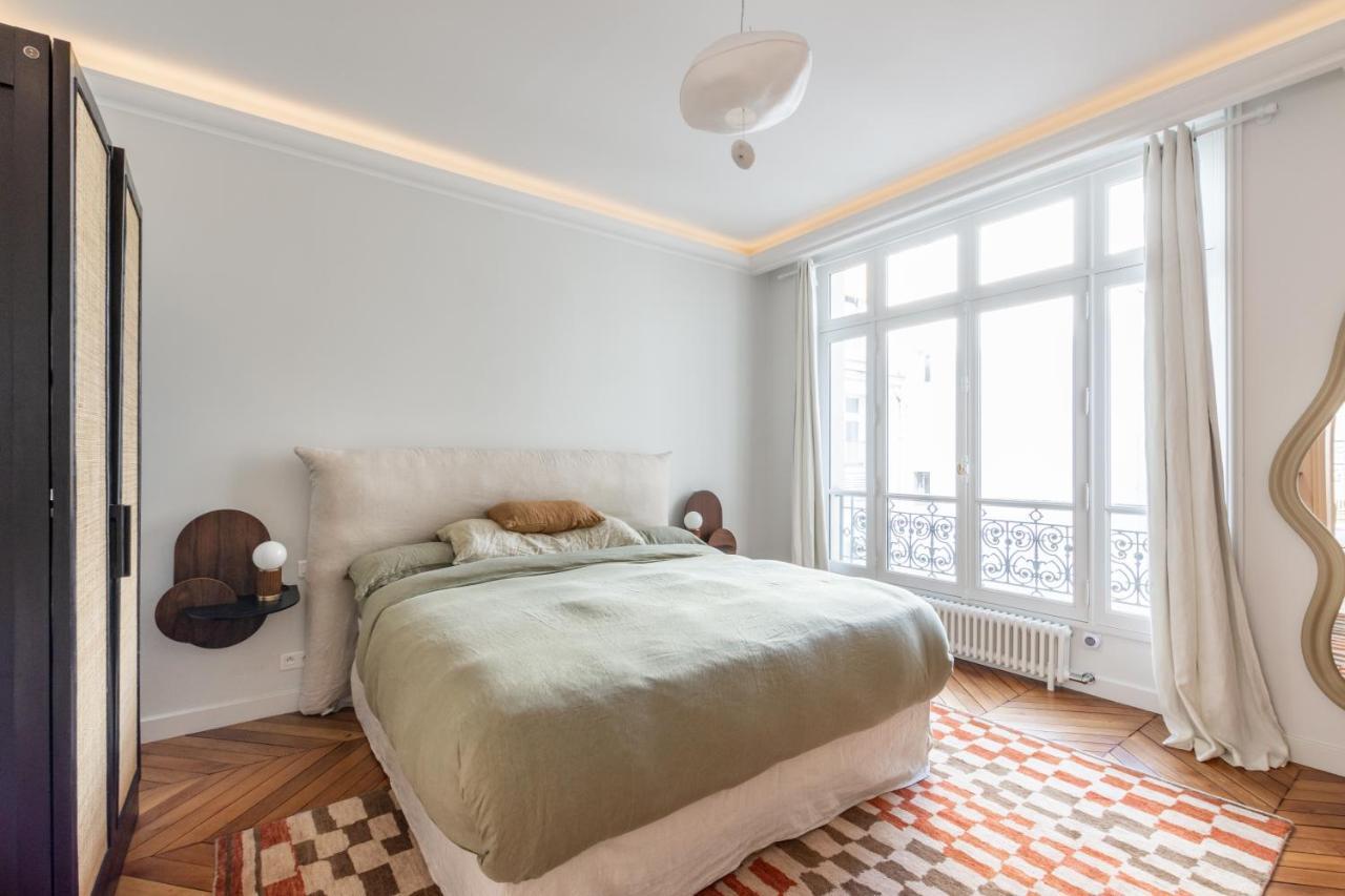 Apartment Luxury - 5 Min Walk From Champs-elysees *