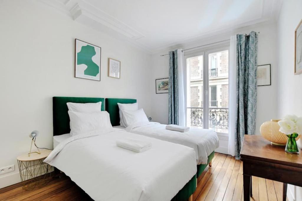 Elegant Parisian Flat - Monceau * Paris