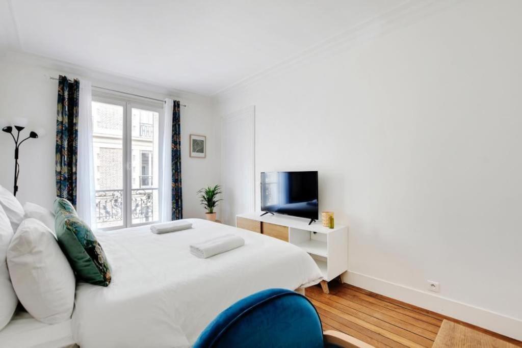 Elegant Parisian Flat - Monceau Apartment *