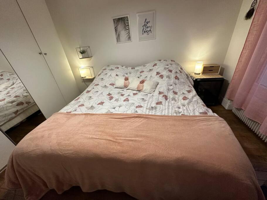 Apartment 3 Pieces Champs-elysees, Ternes, Porte Maillot, 17eme Paris