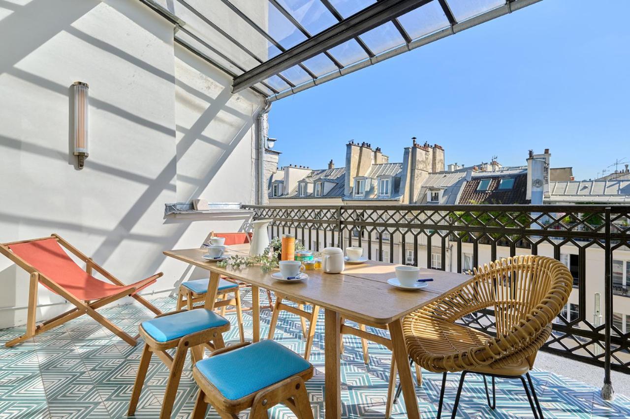 Apartment Center Of With Terrace By Studio Prestige *