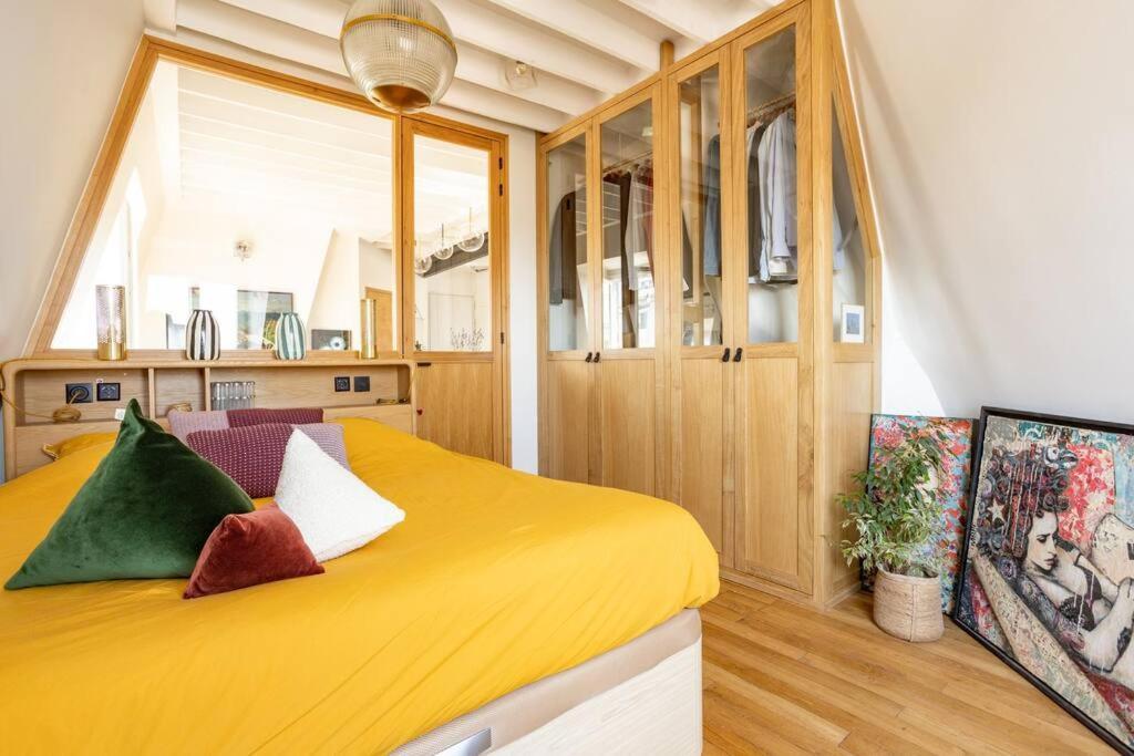 Dernier Etage A Montmartre