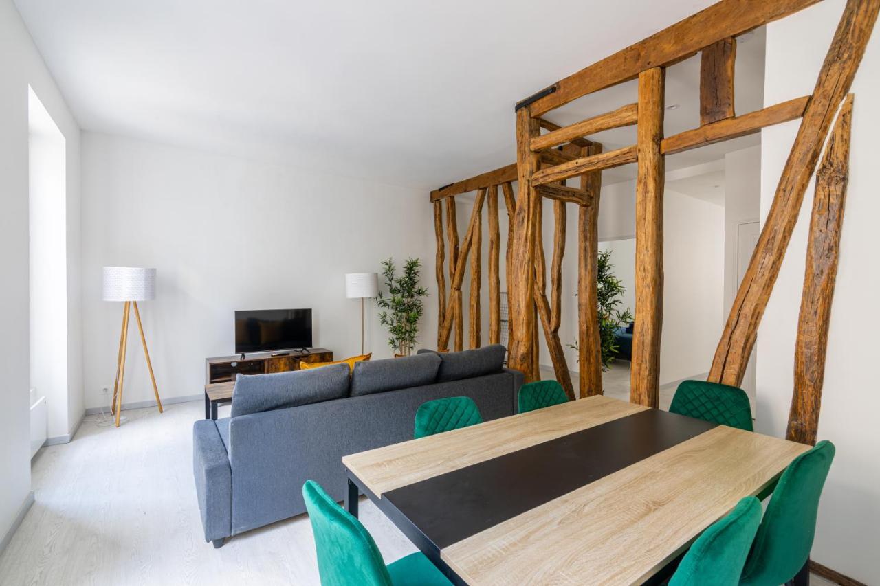Appartement Luxurious 2 Bedroom Avenue Des Champs-elysees Saint-philippe Du Roule Free Netflix Paris