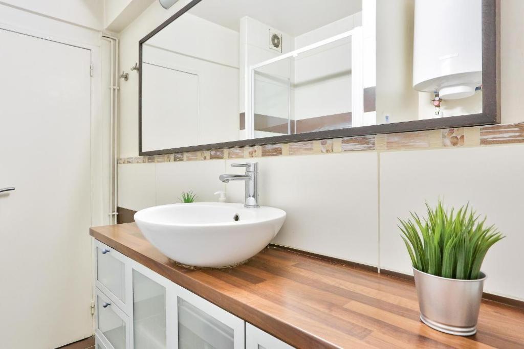 Appartement Bel Parisien Parc Montsouris Paris