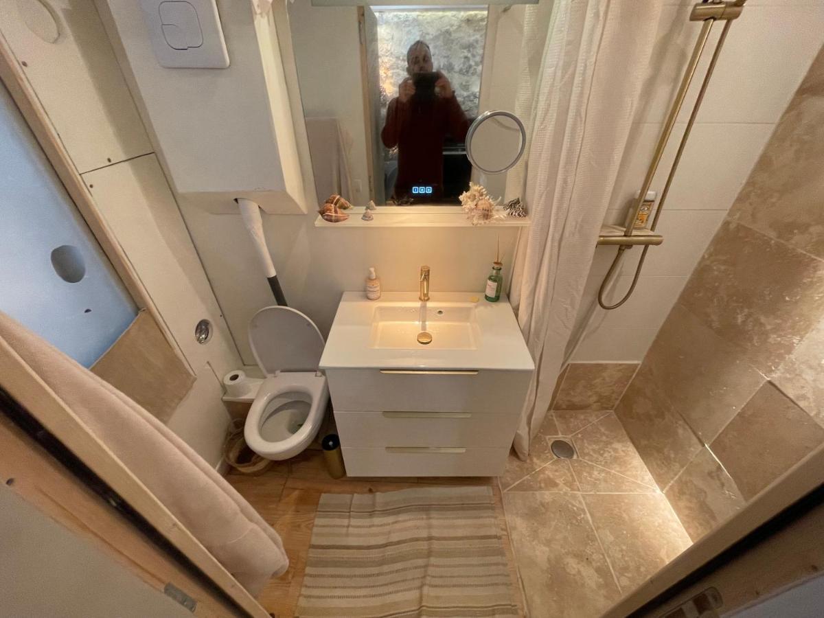 Apartment Eleusis-paris Paris