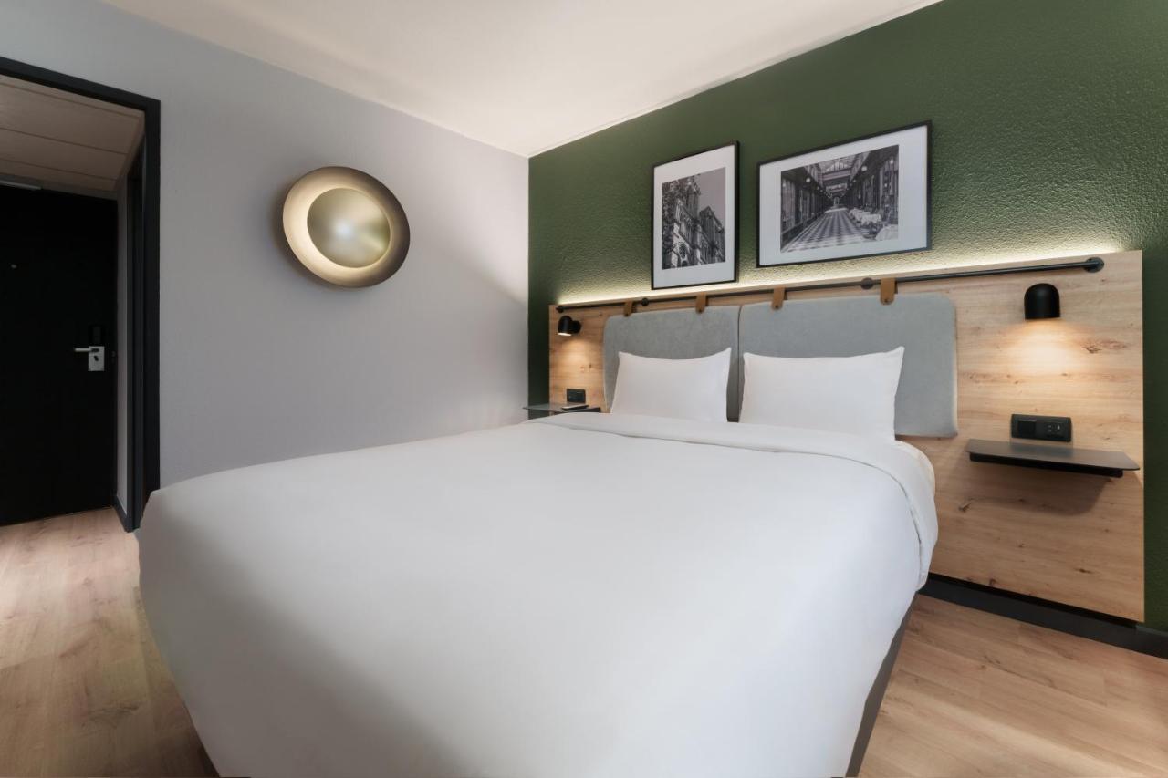 Hotel Campanile Prime 19 - La