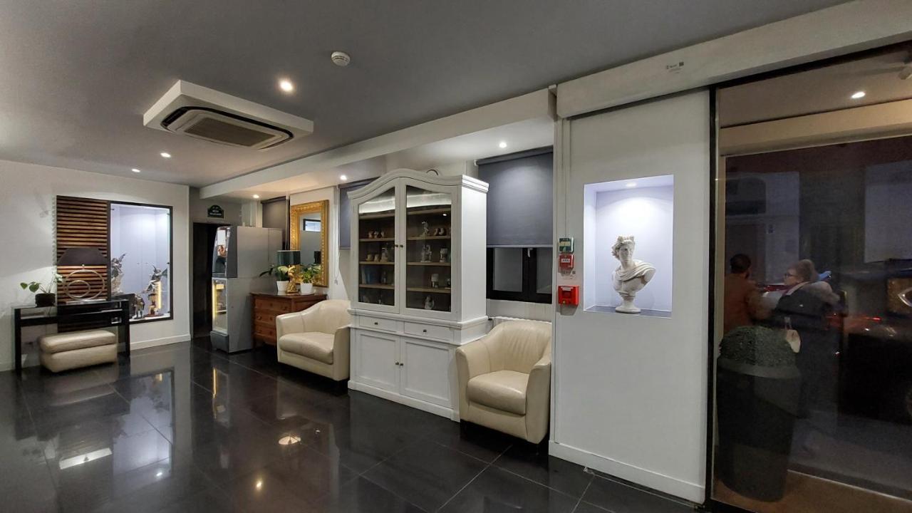 Hotel Prince Monceau 2*