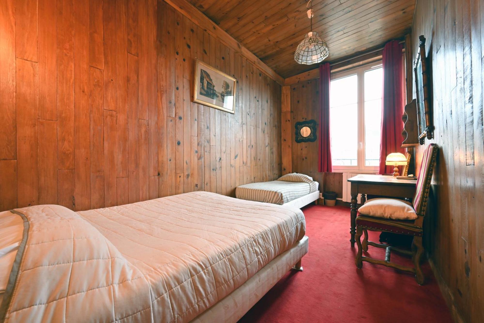 Esmeralda Hotel