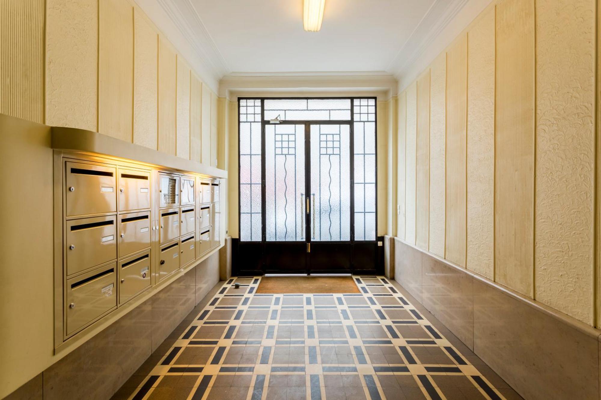 Amazing Artois Champs Elysees Apartment Paris
