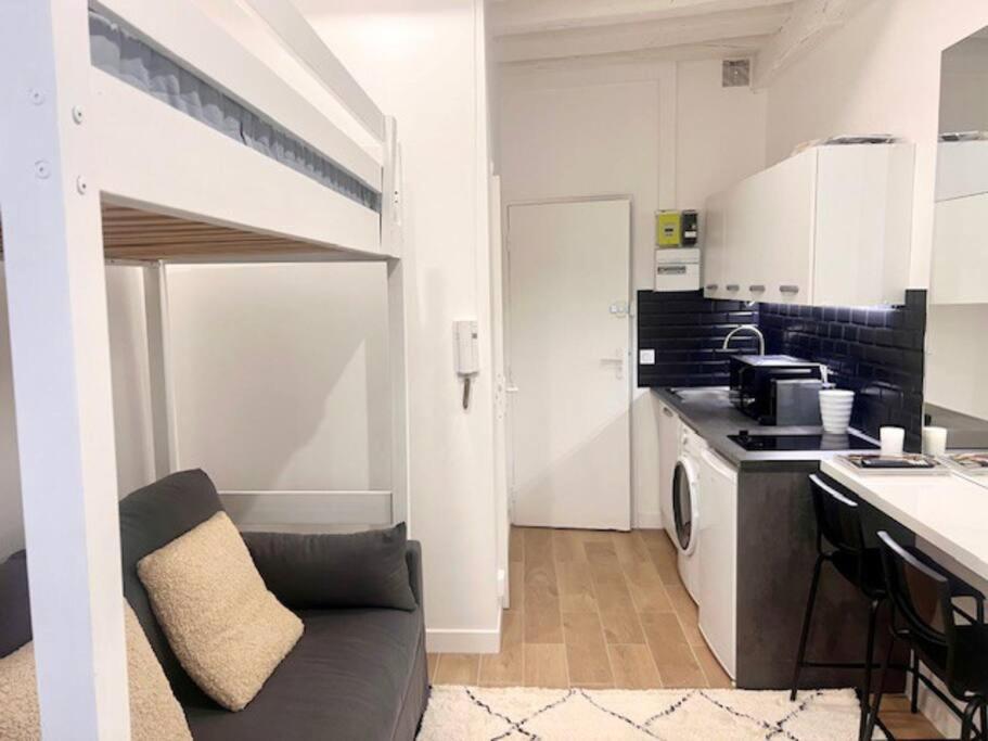 Apartment Annah Paris