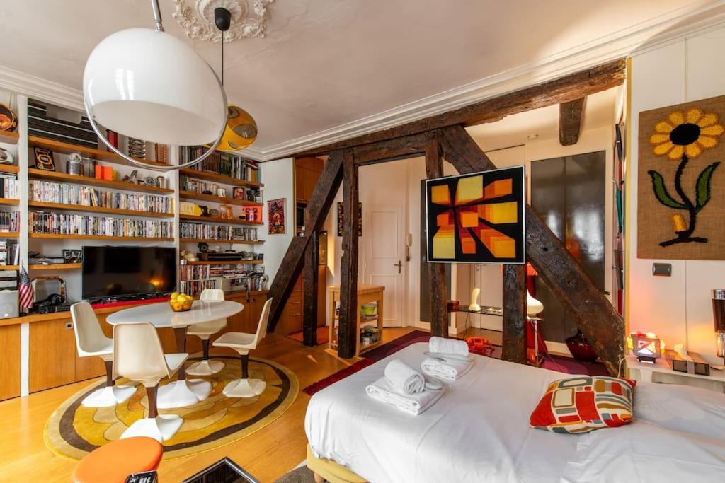 Apartment Lombards - Cozy In The Heart Of Place Du Chatelet. Paris