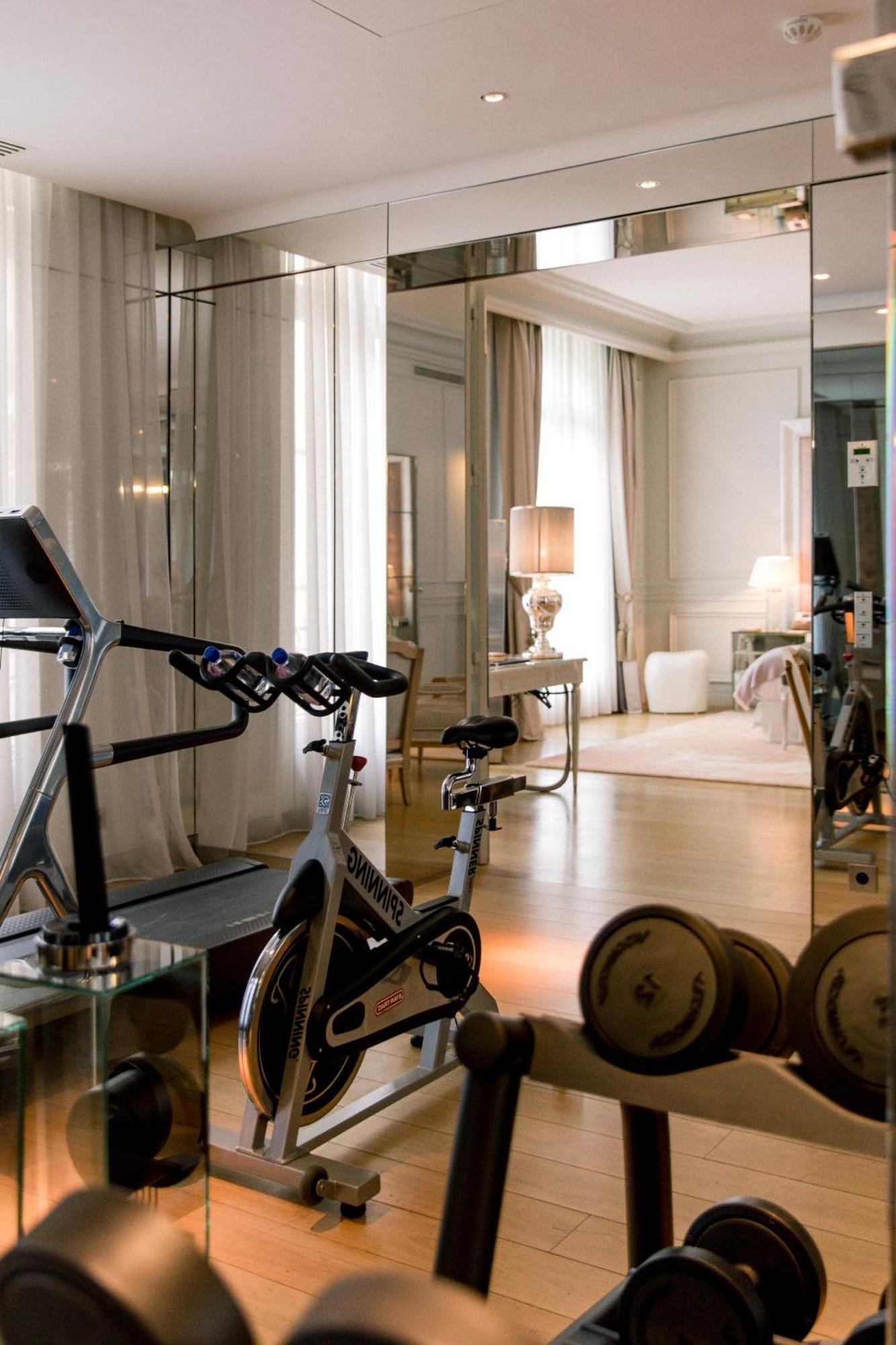 Hotel Le Royal Monceau Raffles 5*