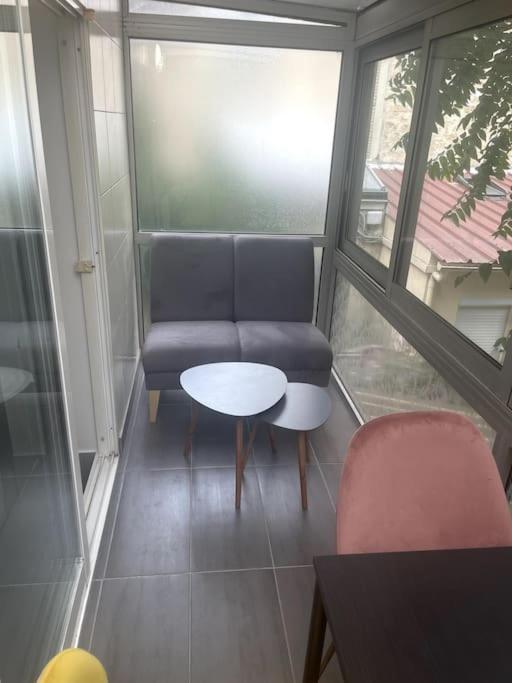 Eiffel Tour - Cosy Daisy Apartment Paris