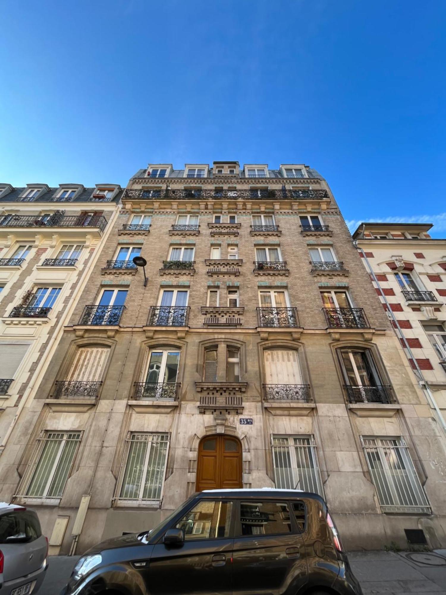 Deux Pieces Typiquement Parisien Apartment Paris