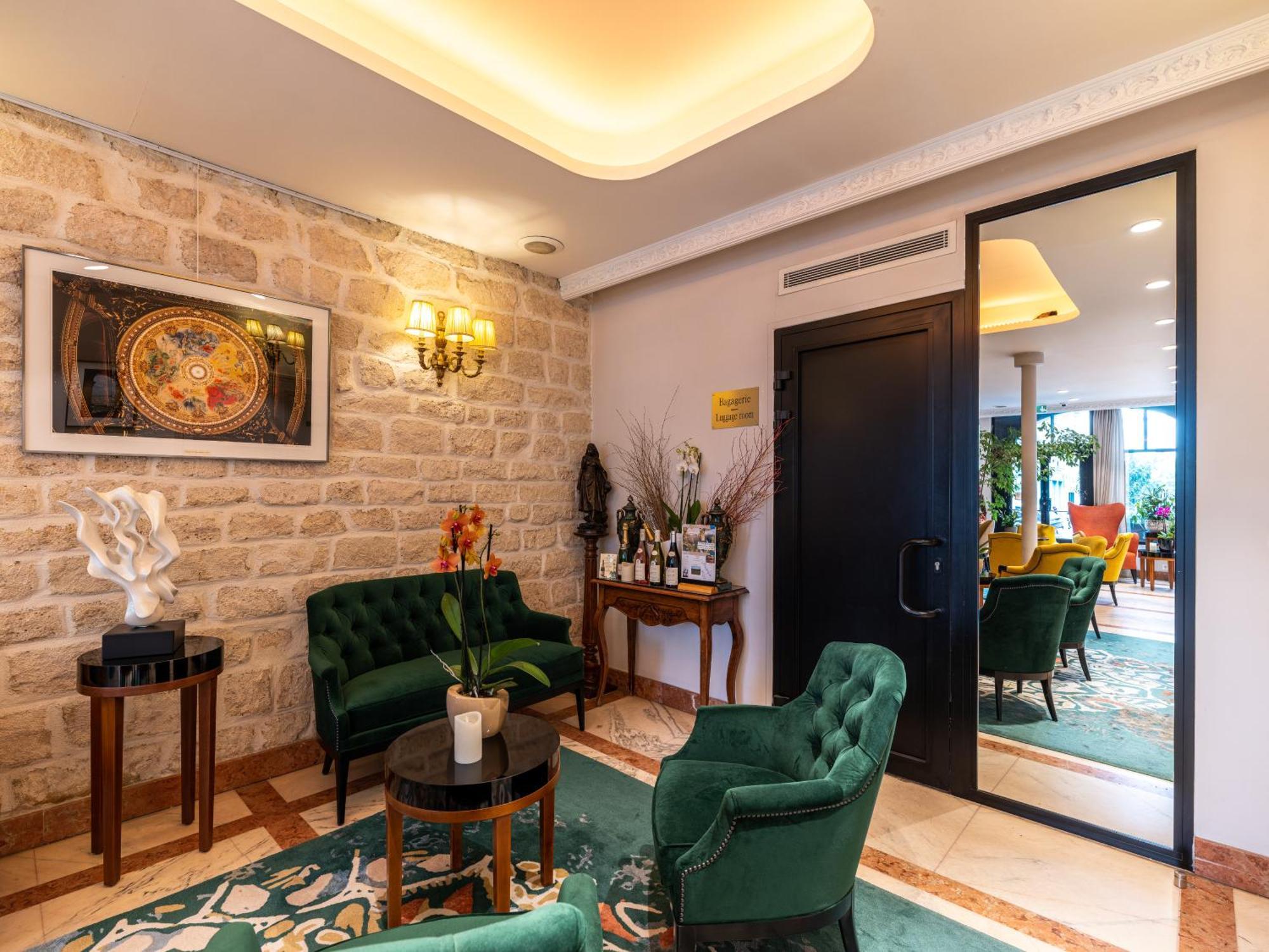 Minerve Hotel Paris