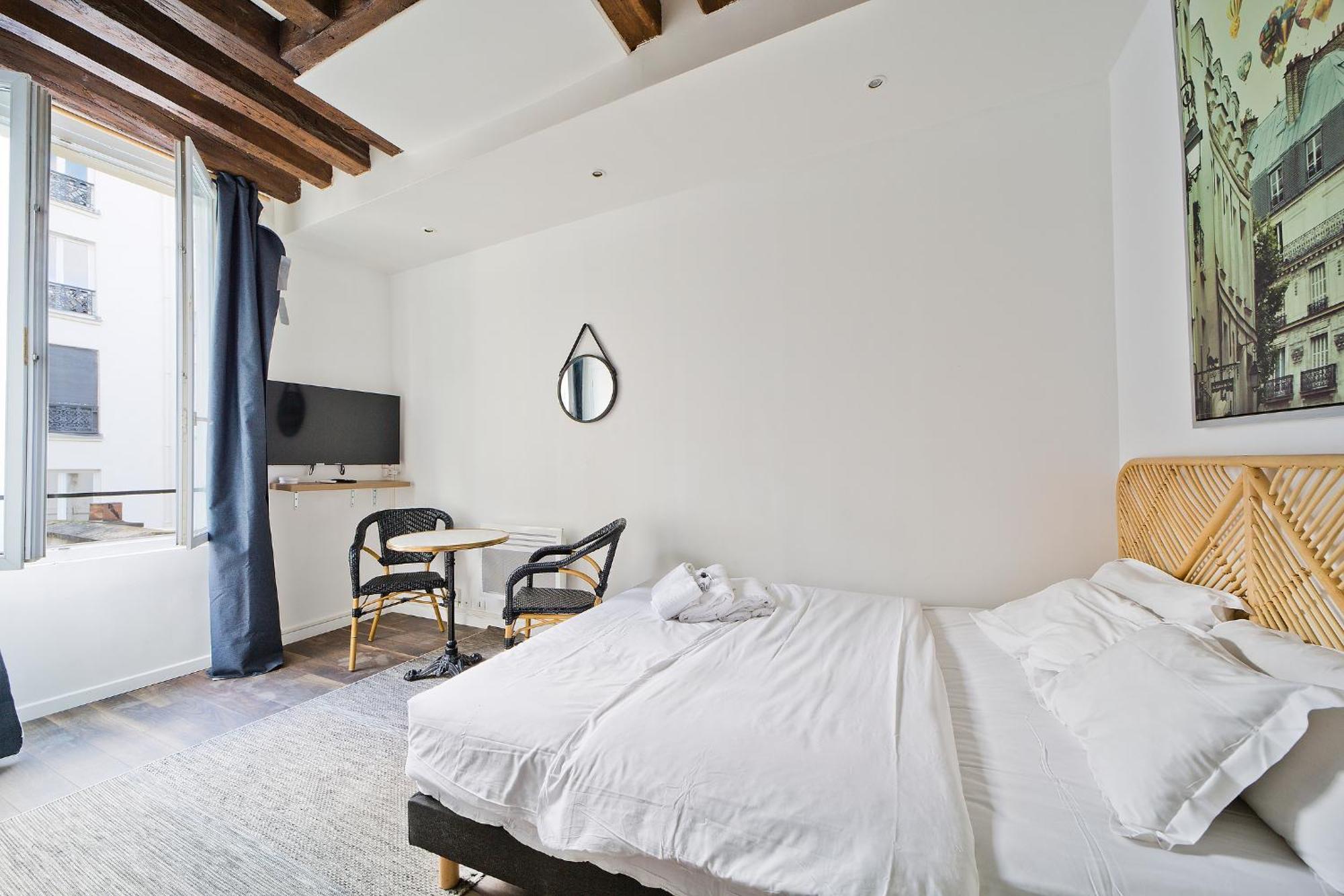 Apartment Clery 31 *